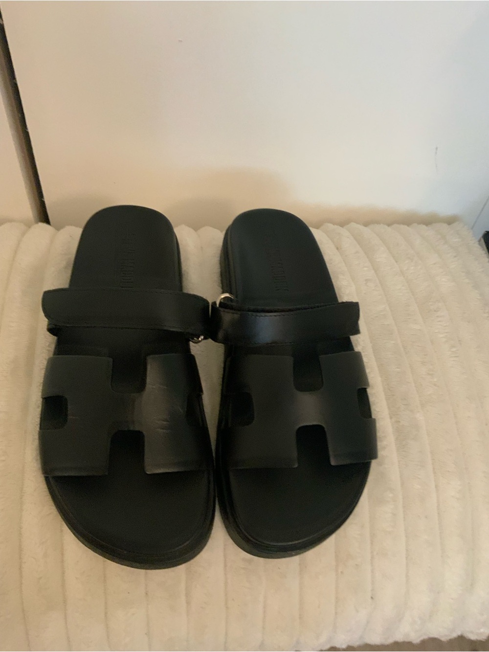 Steve Madden Black Leather Slide Sandals